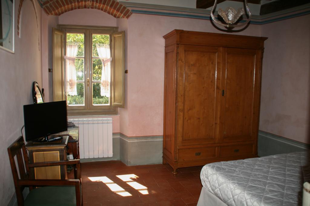 Residenza Fra Le Torri - Charme & Art Gallery Home Arezzo Pokój zdjęcie